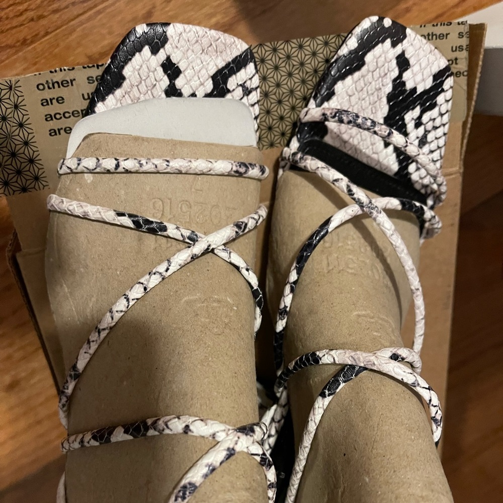 Marc fisher Sandal